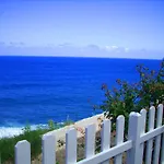 El Mar Villa *